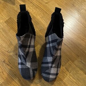 Toms Black and Gray Plaid Women's Slippers